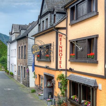Weinhotel Hubertus Garni Klotten Bagian luar foto