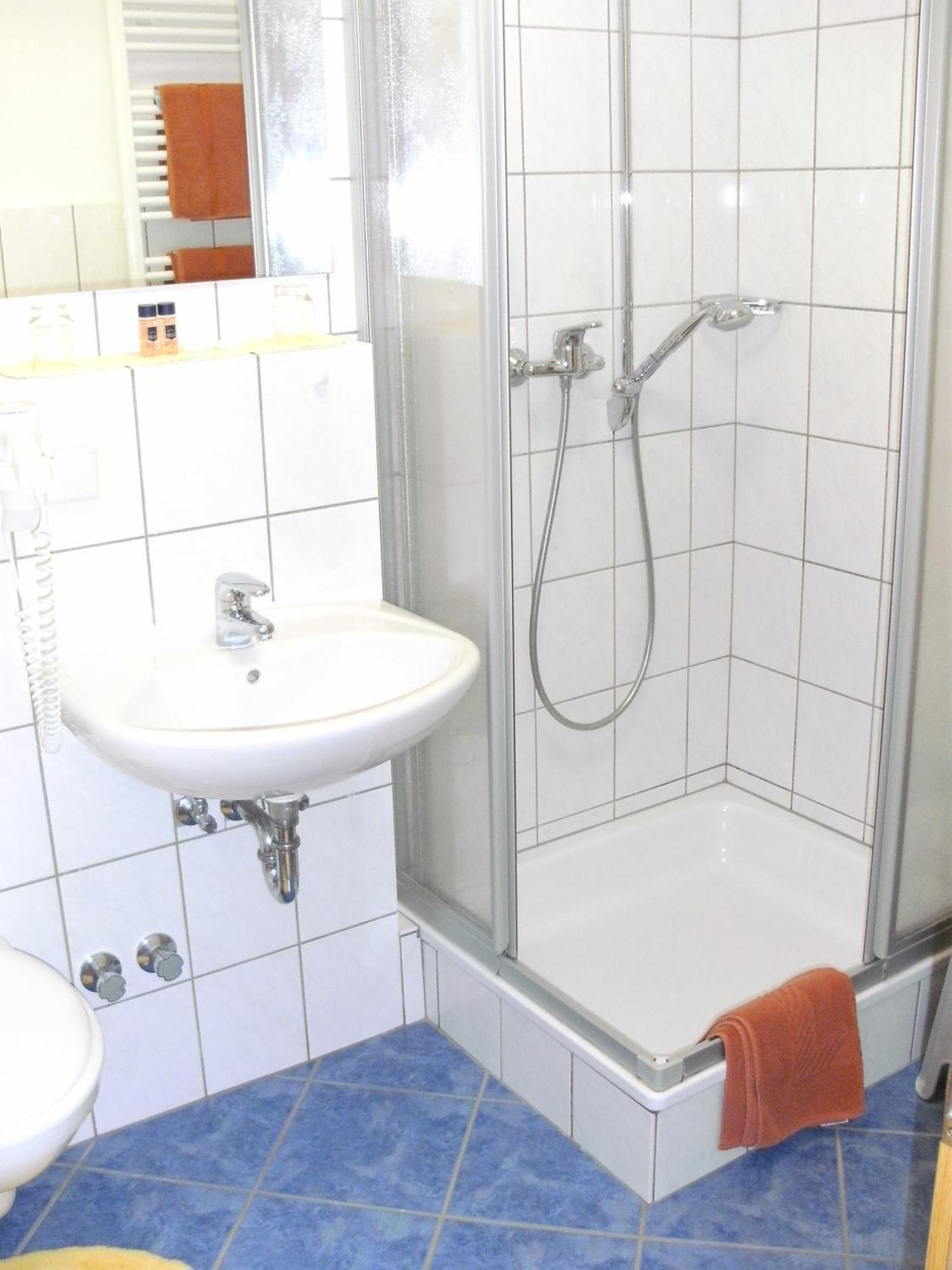 Weinhotel Hubertus Garni Klotten Bagian luar foto