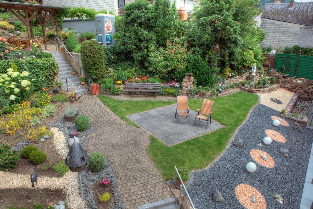 Weinhotel Hubertus Garni Klotten Bagian luar foto